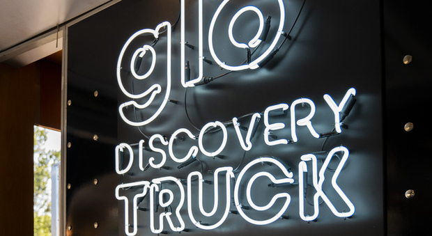 Al via la gloTM Uniq Summer: il Discovery Truck arriva al Pizza Village