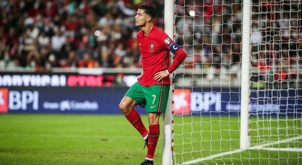 Serbia al Mondiali, Portogallo agli spareggi: Ronaldo in lacrime. E Milinkovic ringrazia Rui Patricio