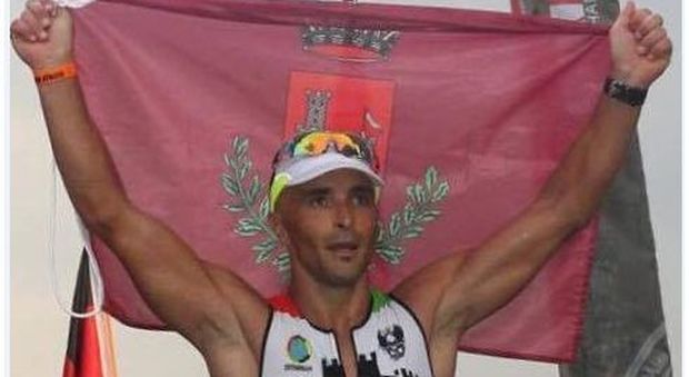 Enrico Busatto: il campione di triathlon trovato morto davanti ditta