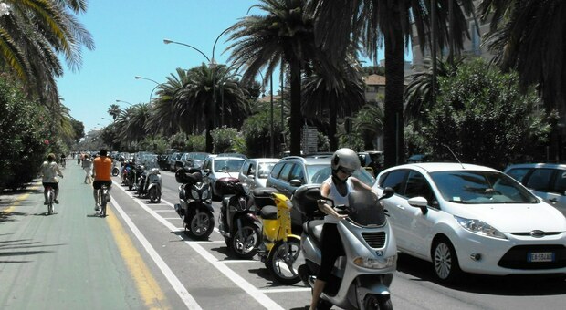 Traffico caos, la Riviera vuole respirare e affida l'incarico per studiare i flussi