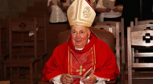Addio all'ex arcivescovo Sprovieri: sarà sepolto a Benevento
