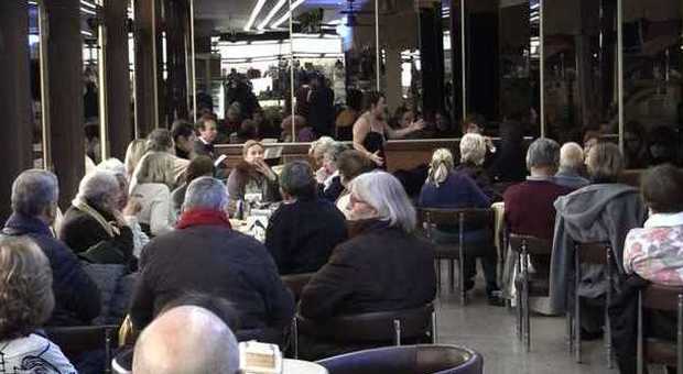 Ostia, torna il cafè chantant: al Bar Sisto concerti di musica classica