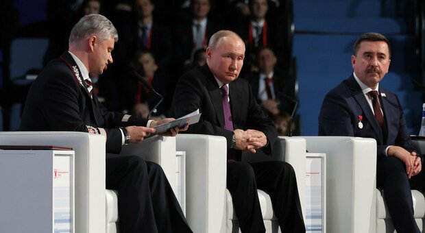 Putin: «Con l'Occidente sono stato ingenuo, puntata a disintegrare la Russia»