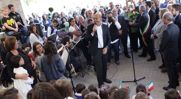 Alatri, Zingaretti inaugura nuova scuola per 60 alunni