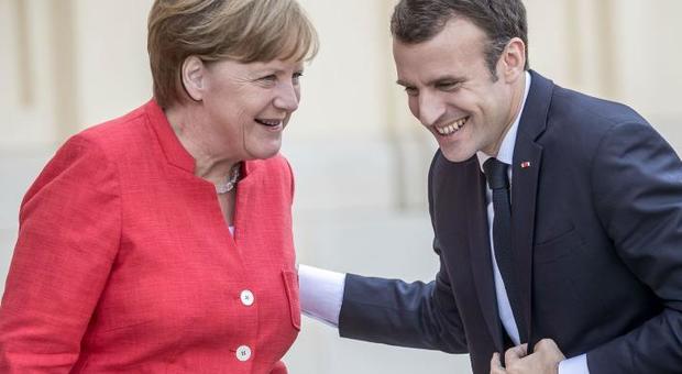 La Cancelliera tedesca Angela Merkel con il Presidente francese Emmanuel Macron