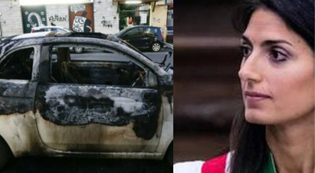 Roma, Virginia Raggi alla ragazza-coraggio a cui hanno bruciato l'auto: «Sei un esempio e non sei sola»