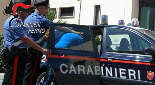 Tentato furto a Porto Sant'Elpidio, i ladri in fuga bloccati dai carabinieri sul lungomare di Porto San Giorgio