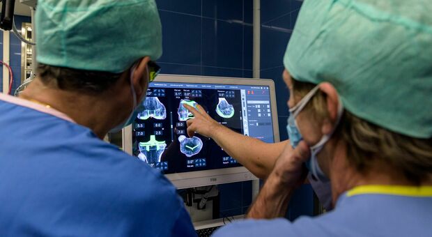 «La chirurgia ortopedica robotica è il futuro» : a Palazzo Merulana una tavola rotonda