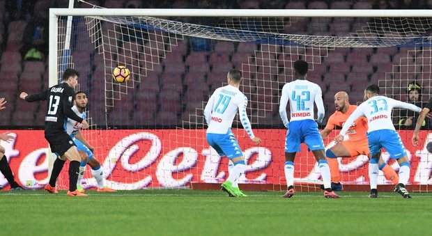 Napoli-Atalanta 0-2: doppio Caldara e Gasperini si avvicina a Sarri