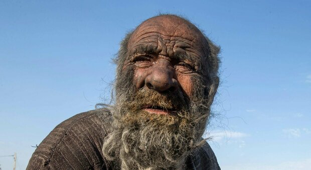 Uomo più sporco del mondo morto in Iran: l'eremita non si lavava da più di 50 anni