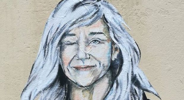 Giovanni Botteri Superwoman in un murales: «Non si è scomposta di fronte alle critiche»