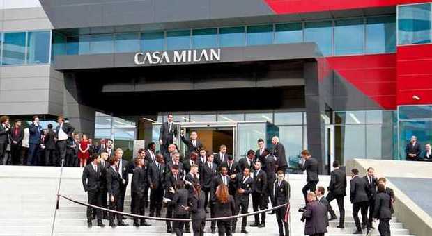 Inaugurata nuova casa Milan Galliani: «Kakà resta al 99,9%..»