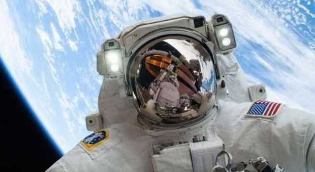 Selfie dallo spazio di Mike Hopkins (Nasa)