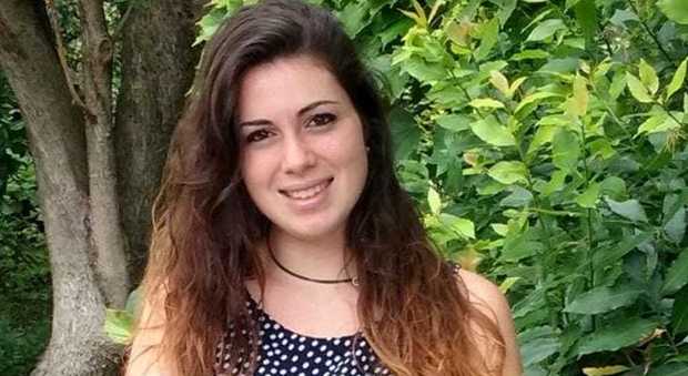 Morta di leucemia a 18 anni senza sottoporsi alla chemioterapia: assolti i genitori di Eleonora Bottaro
