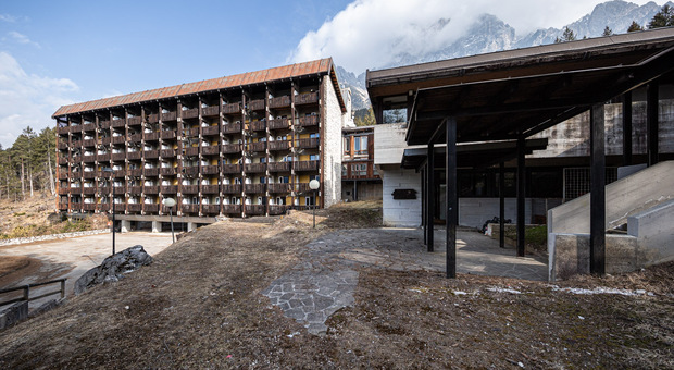 L'albergo dell'ex villaggio Eni