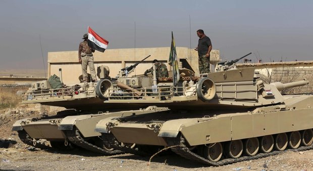 Mosul, continua la battaglia contro l'Isis: intensi combattimenti alla periferia est