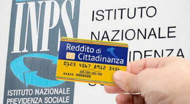 Napoli, assalto al Reddito di cittadinanza con falsi dati anagrafici: 120 rom in fuga con i soldi del sussidio