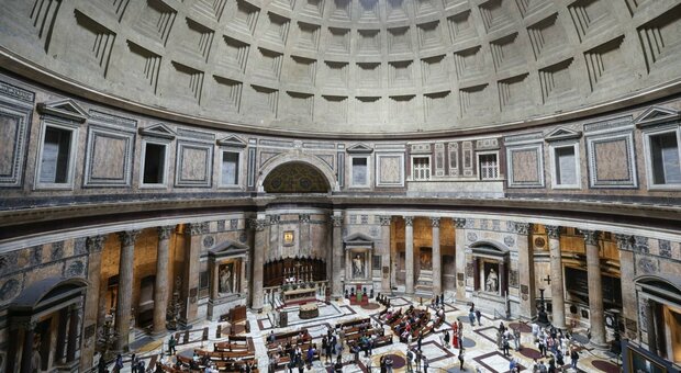 Pantheon, viaggio nelle stanze più segrete: dal fossato del Diavolo alle mura ciclopiche della basilica di Nettuno