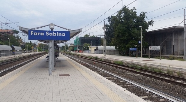 La stazione di Fara Sabina (Archivio)