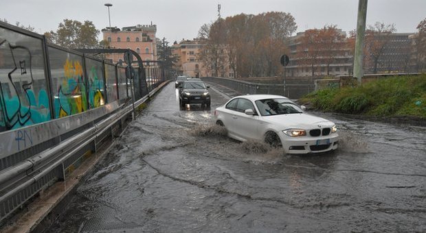 Lazio, temporali e vento: allerta maltempo fino a domenica sera