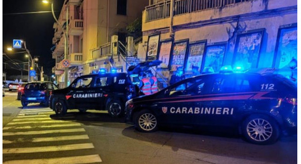 Fuggono all'alt dei carabinieri, folle inseguimento da Verona a Pescantina di quattro nordafricani
