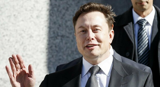 Elon Musk: «Crollo nascite? Se continua così l'Italia non avrà più abitanti»