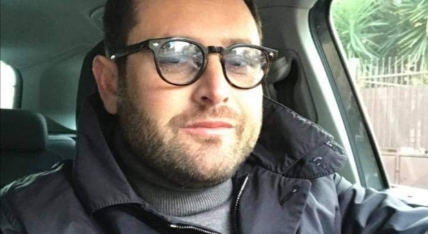 Suicidio a Marano, i carabinieri indagano sul gesto estremo dell'assicuratore: sequestrato il telefono