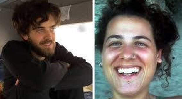 Da destra Rosita Capurso, 27 anni psicologa milanese e Luca Manzin, 29enne avvocato nato a La Spezia.