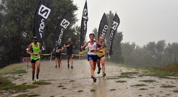 Salomon Running Milano, è vero trail: nel temporale vincono Molteni e Broggi