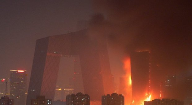 Cina, inferno di cristallo in hotel Almeno dieci le persone morte