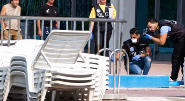 Malore in piscina mentra nuota: bambino di 10 anni muore dopo i soccorsi
