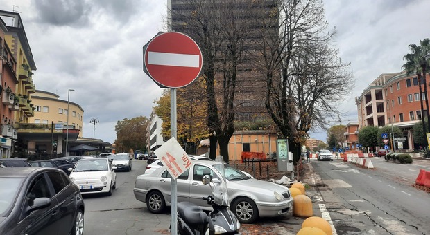 Frosinone, il sindaco sulle rotatorie a De Matthaeis: «Nessuna modifica, faremo anche una piazza»