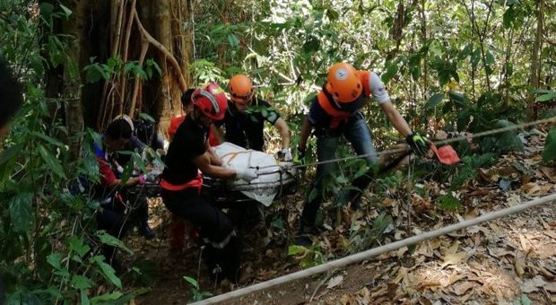 Thailandia, cede il cavo mentre vola sopra la foresta: morto un turista canadese