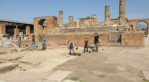 Pompei, indagini archeologiche nell’area del Foro e al tempio di Giove