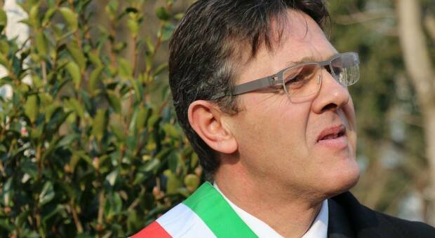 Dimissioni da sindaco di Castelfranco e da presidente della Provincia di Treviso, Stefano Marcon lascia e attacca la Lega