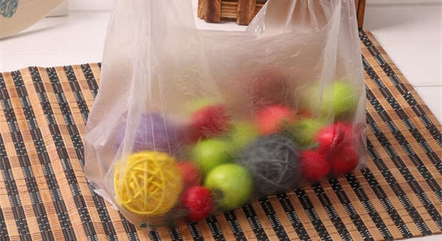 I sacchetti bio del supermarket si possono portare da casa: ok del ministero