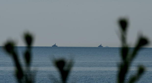 Bulgaria, aereo militare precipita nel Mar Nero: resti del veivolo ancora non localizzati