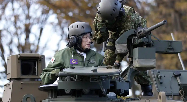 La svolta del Giappone: esercito più forte e addio posizione difensiva