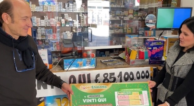 Superenalotto, 85 milioni vinti a Rovigo. Il tabaccaio: «Pensavo fosse uno scherzo, una cifra così non è facile da gestire»
