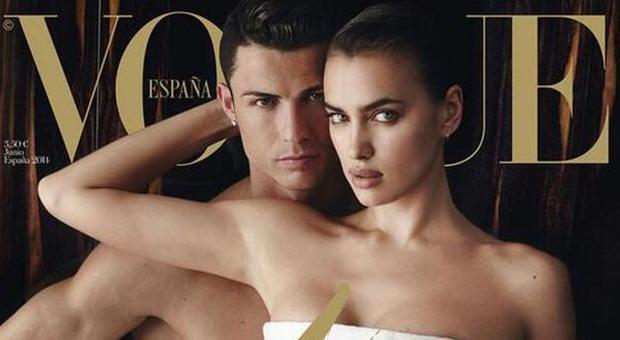 Cristiano Ronaldo nudo su Vogue, a coprirlo ​solo la sua Irina