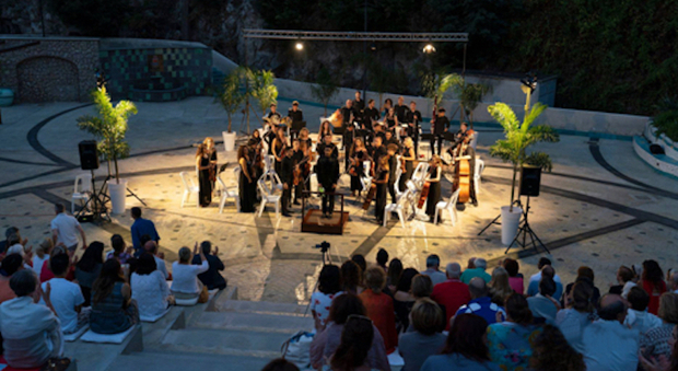 Pop Orchestra Fantasy, a Pompei viaggio musicale con Artemus
