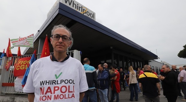 Whirlpool, spunta una norma per salvare la fabbrica di Napoli