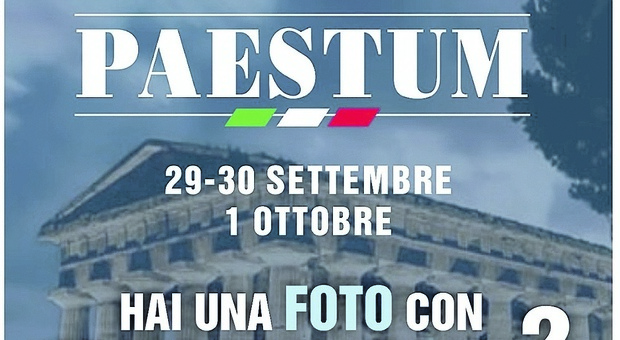 Berlusconi, Paestum si trasforma nel mausoleo del Cav: «La tua foto con Silvio». L’invito rivolto ai sostenitori
