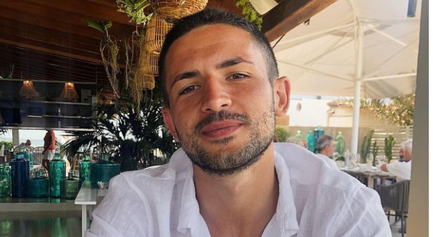 Stefano Sensi, furto in casa del calciatore mentre giocava Inter-Torino: rubati orologi e gioielli per 200mila euro