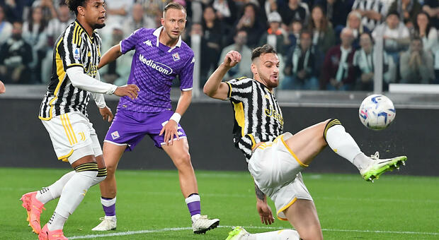 Gatti regala la vittoria alla Juventus contro la Fiorentina, finisce 1-0: i bianconeri rispondono al Milan