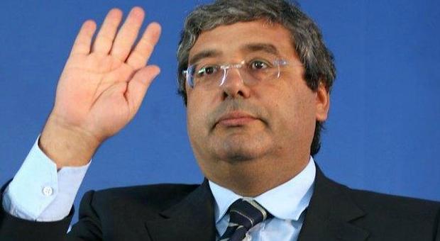 Sicilia, 96 indagati per voto di scambio: c'è anche l'ex governatore Cuffaro