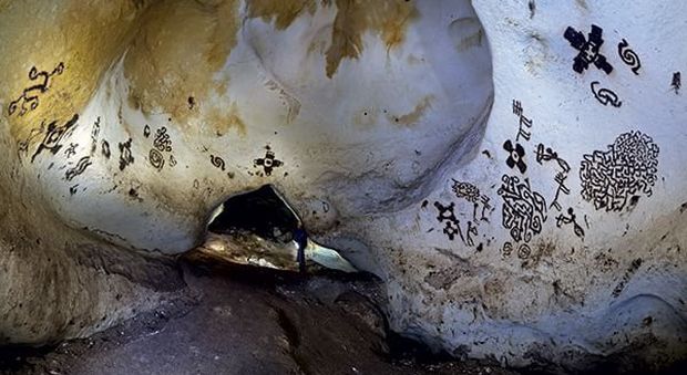 Nella Grotta dei Cervi il passato e il futuro di una terra