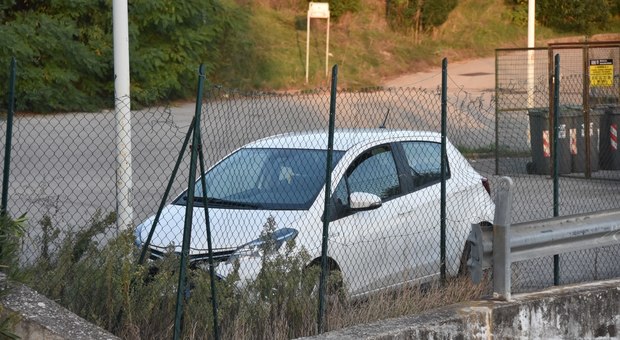Donna di 53 anni trovata morta nella sua auto a Borgo Rivo