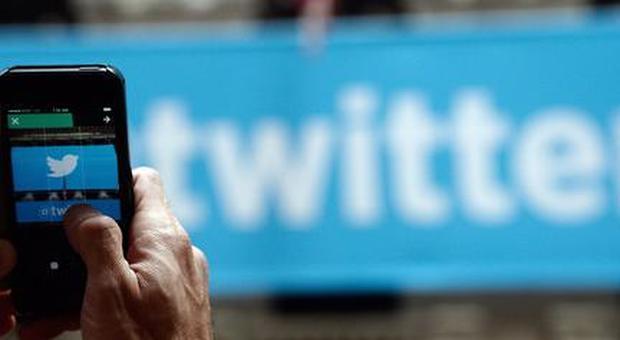 Twitter, sospesi oltre 630mila account per sospetti legami con il terrorismo