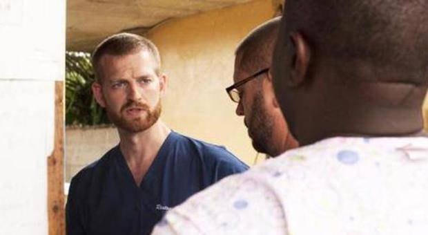 Ebola, medico Usa infettato è guarito e verrà dimesso dall'ospedale